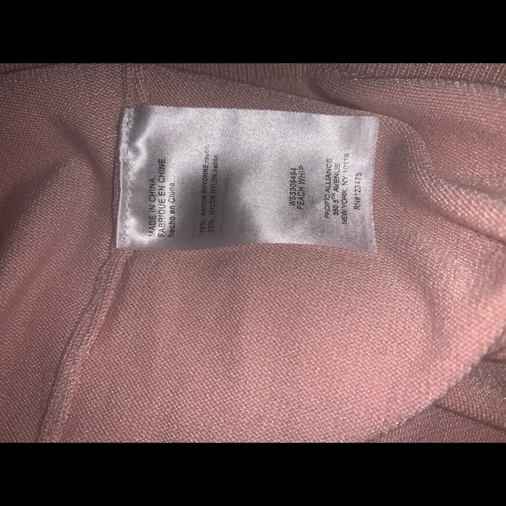 🌸NWT Bebe light pink sweater - Picture 4 of 7
